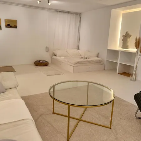 Eigene Souterrain Keller Naehe Olympiapark - Von Privat Apartamento *