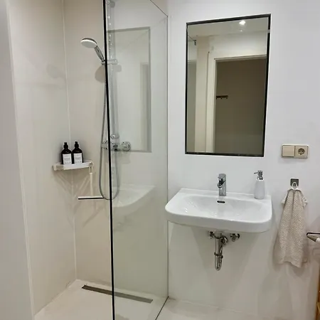 Eigene Souterrain Keller Naehe Olympiapark - Von Privat Apartment Munich