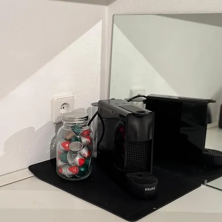 Eigene Souterrain Keller Naehe Olympiapark - Von Privat Appartement